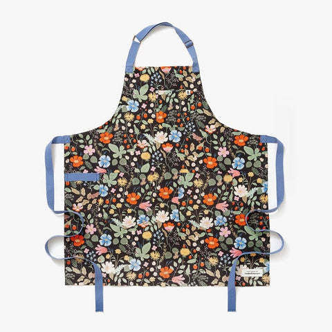 Hedley & Bennett Essential Apron - Rifle Strawberry Field
