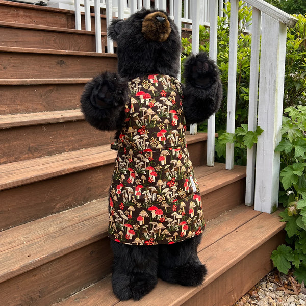 New Wing Studio- Kid's Apron Mushroom Field