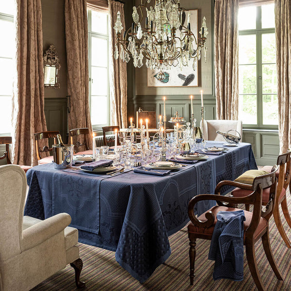 Le Jacquard - Cotton Tablecloth (69" x 126") - Palais Vénitien Blue