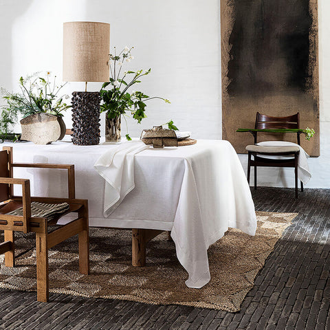Le Jacquard Français- Port Fiori White Linen Tablecloth (69X69)