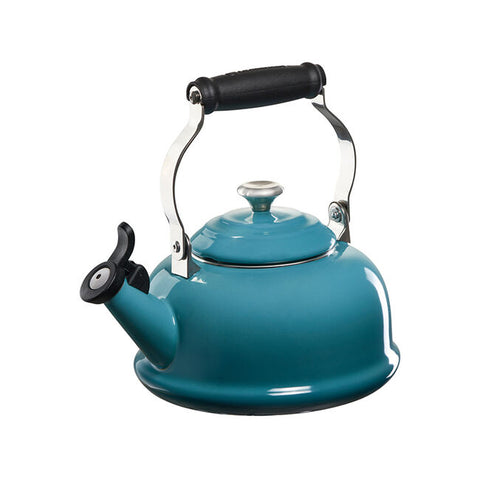 Le Creuset- Whistling Kettle Caribbean