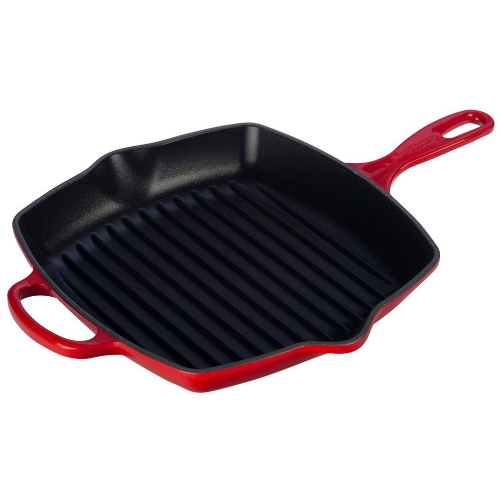 Le Creuset Signature Cast Iron Handle Skillet - Cerise