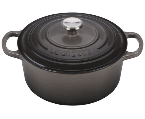 Le Creuset 2 Qt Signature Round Oven - Oyster