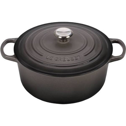 Le Creuset 7.25 QT Signature Round -  Oyster